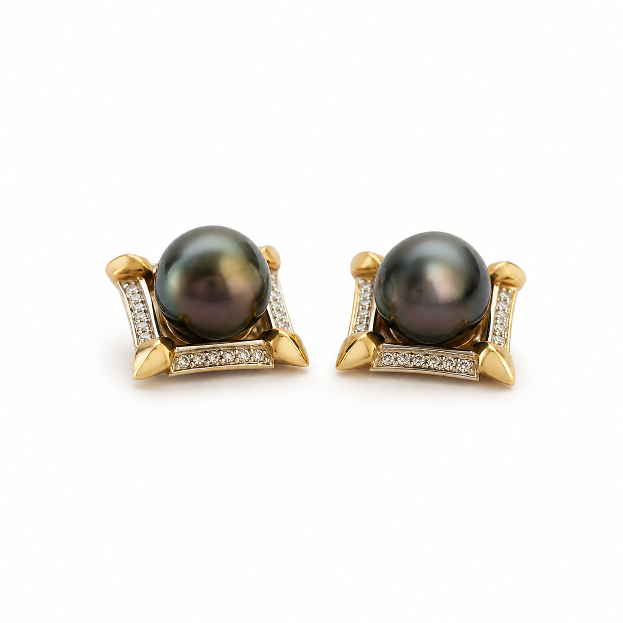 Puces d'Oreilles Perle de Tahiti Noire Rétro