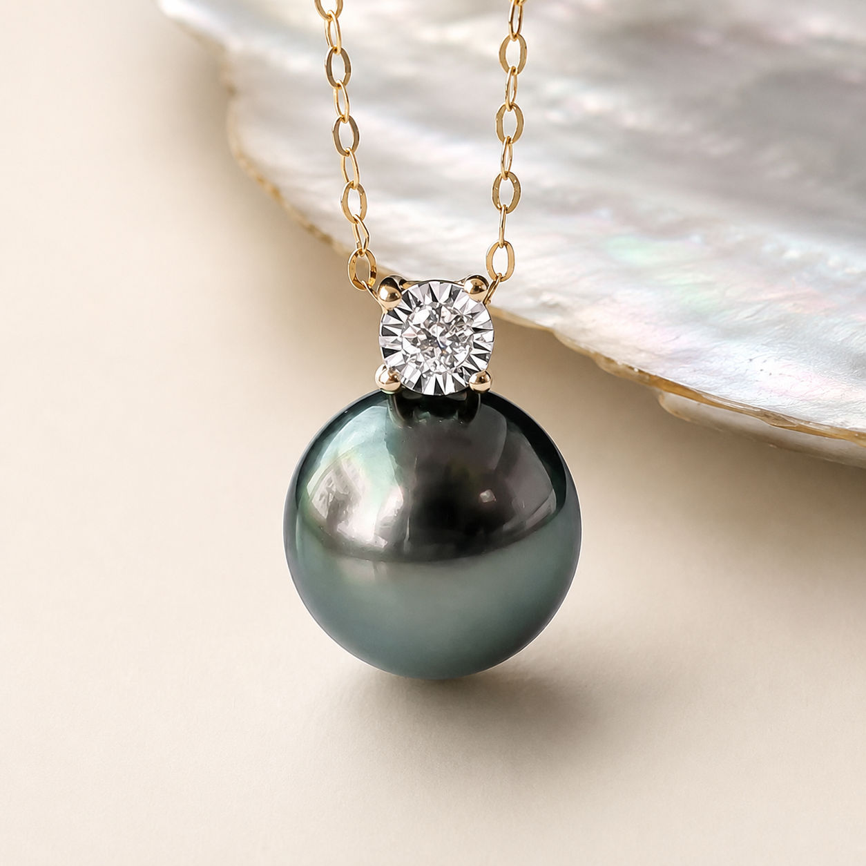 Collier Pendentif Perle de Tahiti Noire – Or 18K
