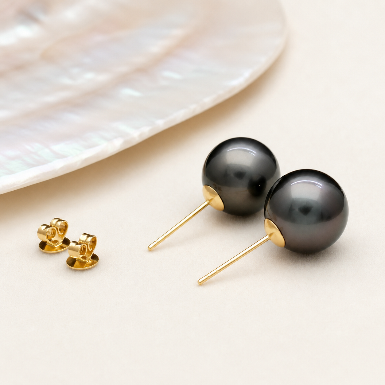 Puces d'Oreilles Perle de Tahiti Noire Ronde 9-10 mm – Argent 925