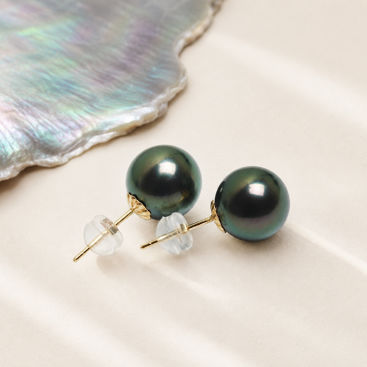 Boucles d'Oreilles Perle de Tahiti Noire