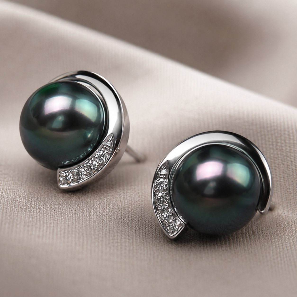 Puces d'Oreilles Perle de Tahiti Noire – Argent 925 (Eau de Mer)