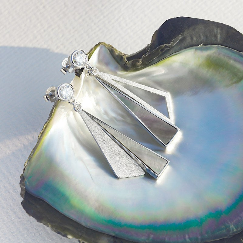Boucles d'oreilles Perle de Nacre – Triangle Allongé Argent – Nacréa Tahiti