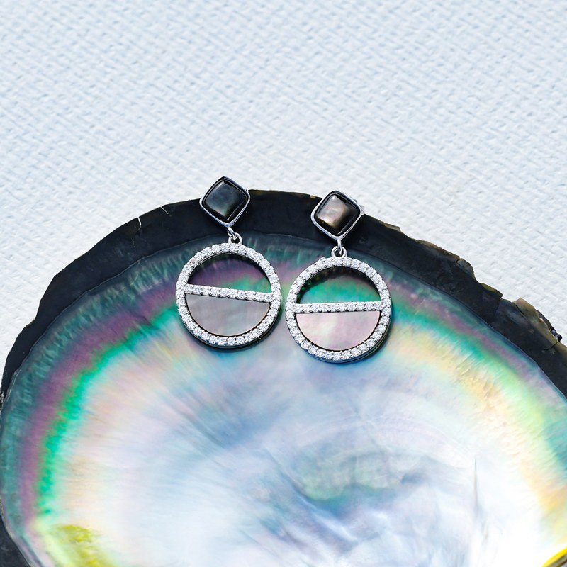 Boucles d'oreilles Perle de Nacre – Cercle Pavé Argent – Nacréa Tahiti
