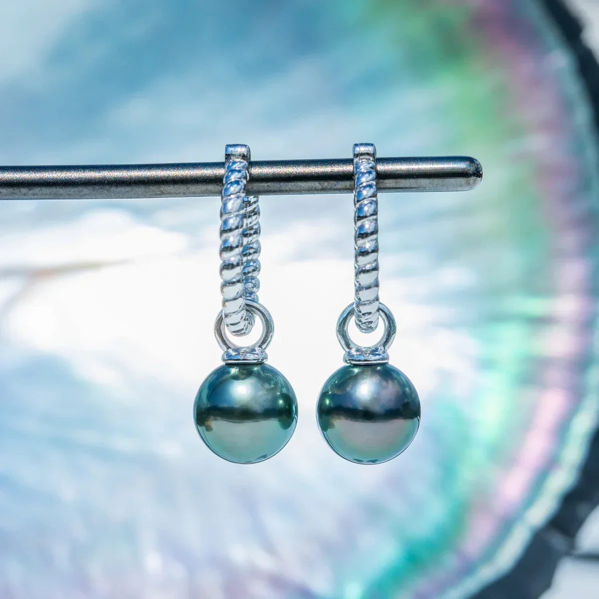 Perles Baroques de Tahiti – 9–10 mm Argent – Nacréa Tahiti